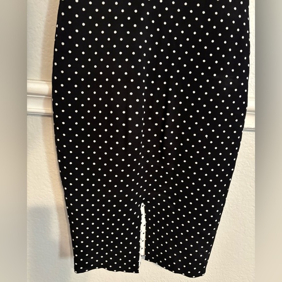 MILLY Women's Micro Dot Fitted Dress, black and white polka-dot. Midi size 6 P - Picture 6 of 7